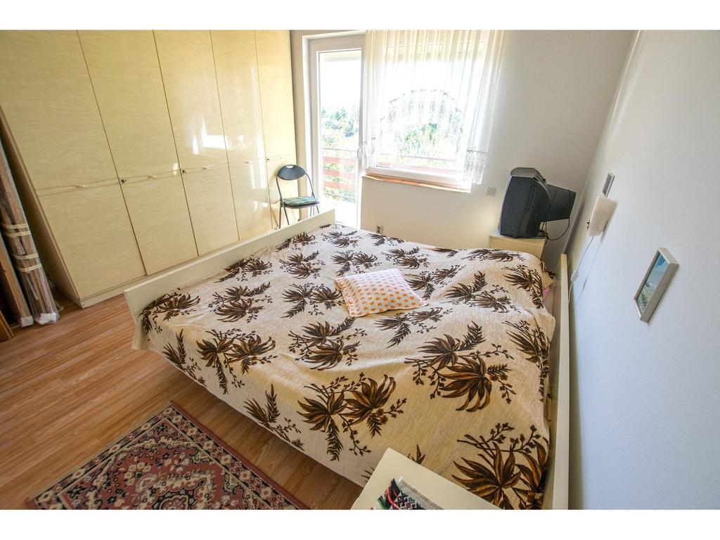 Apartments Velebit สตารีกราด-ปาเคลนีซา ภายนอก รูปภาพ