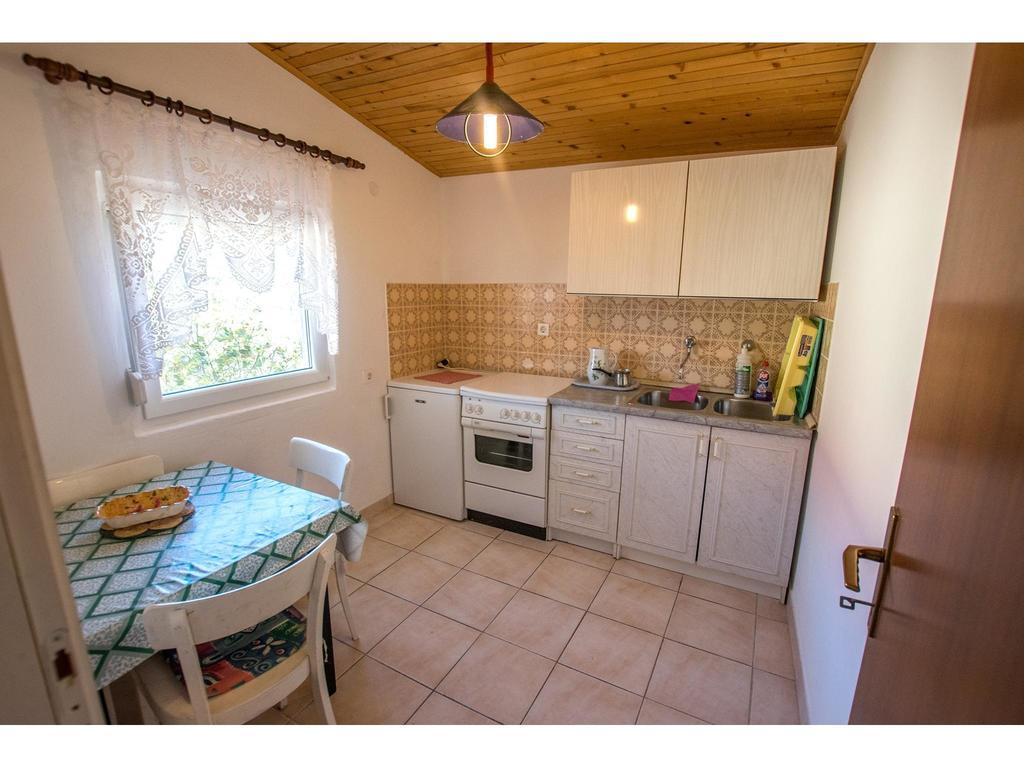 Apartments Velebit สตารีกราด-ปาเคลนีซา ภายนอก รูปภาพ
