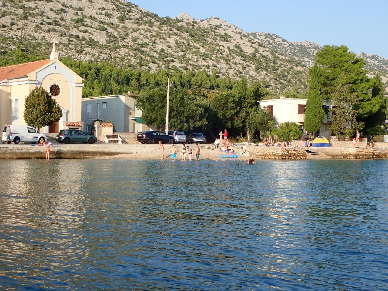 Apartments Velebit สตารีกราด-ปาเคลนีซา ภายนอก รูปภาพ